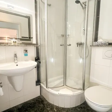 מלון דירות Service Am Prinzenplatz 4*